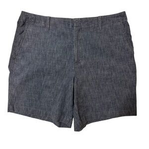 Lands’ End blue cotton chambray Bermuda shorts 16